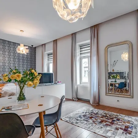 Baross Boutique Apartman Gyor Exterior photo