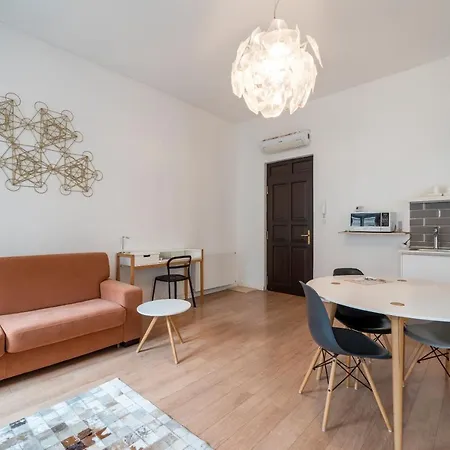 Baross Boutique Apartman Gyor Exterior photo